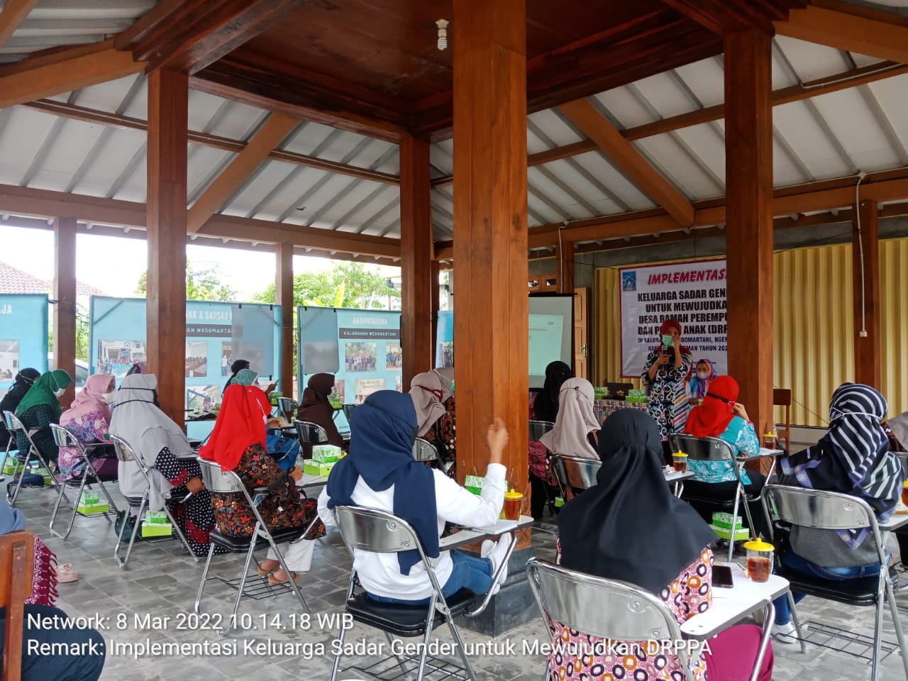 IMPLEMENTASI KELUARGA SADAR GENDER DI KALURAHAN WEDOMARTANI