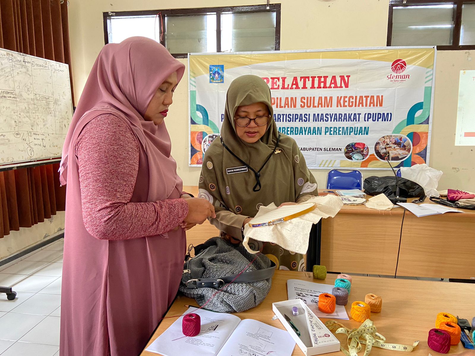 PELATIHAN SULAM BAGI PEREMPUAN MELALUI KEGIATAN PAGU USULAN PARTISIPASI MASYARAKAT KALURAHAN JOGOTIRTO TAHUN 2023
