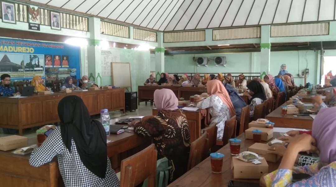 Rapat Koordinasi Bangga Kencana dan Kesehatan Kalurahan Madurejo