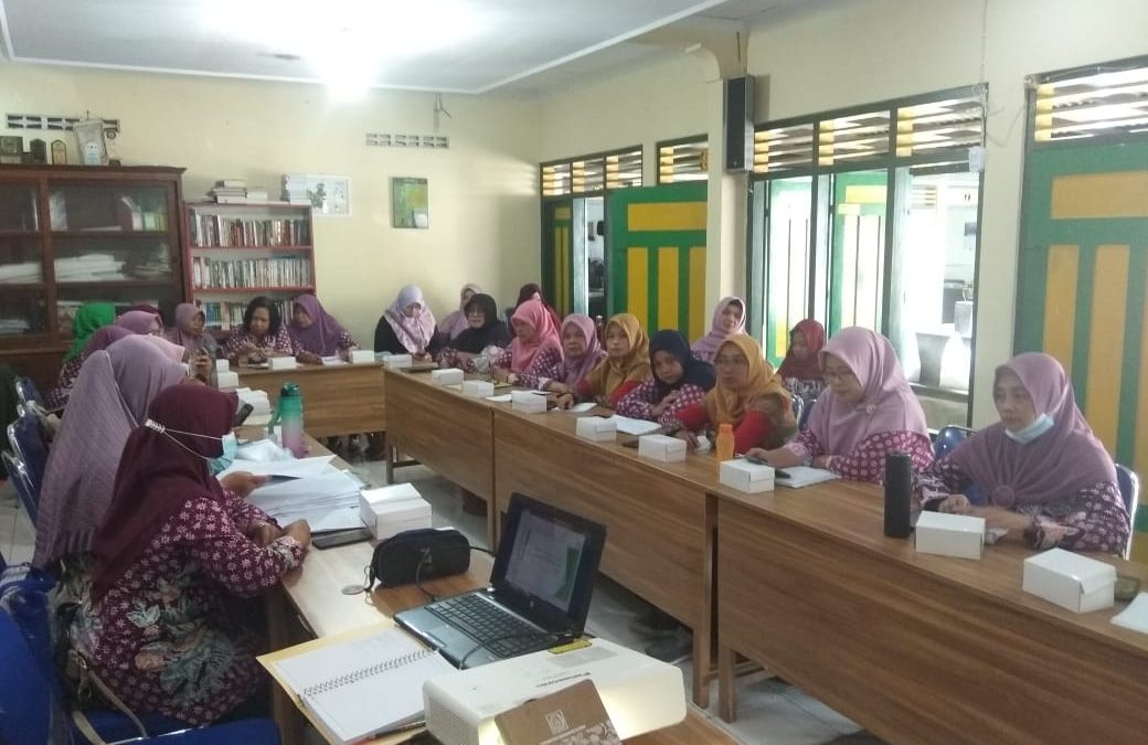 Rapat Koordinasi Kader IMP Kalurahan Margorejo