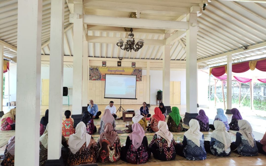 Sosialisasi Dapur Sehat Atasi Stunting (DASHAT) di Kampung KB Kalurahan Sendangagung Kapanewon Minggir