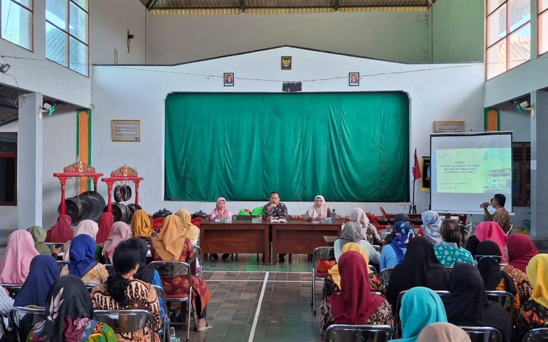 Sosialisasi Dapur Sehat Atasi Stunting (DASHAT) di Kampung KB Kalurahan Sendangrejo Kapanewon Minggir