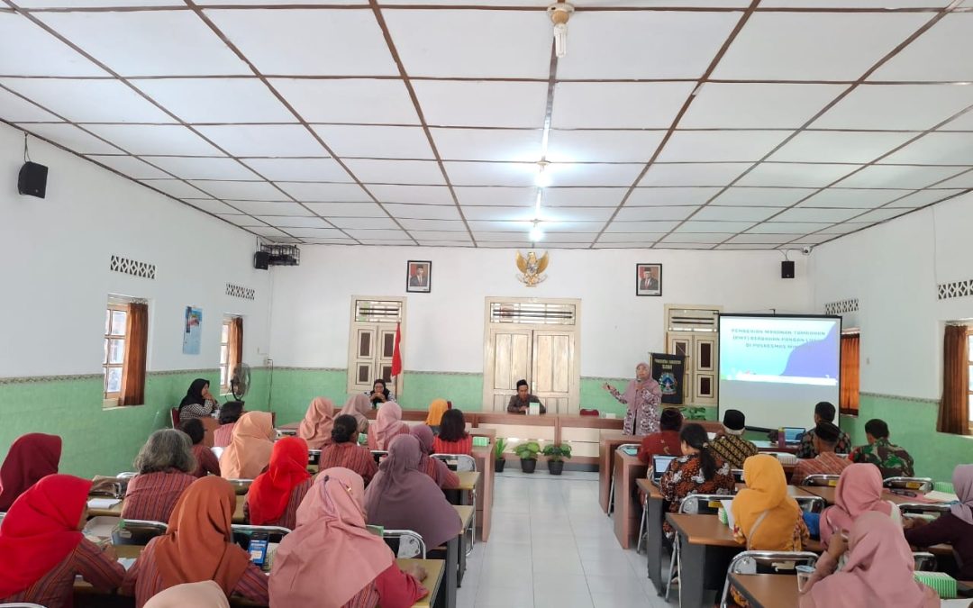 Sosialisasi Dapur Sehat Atasi Stunting (DASHAT) di Kampung KB Kalurahan Sendangsari Kapanewon Minggir