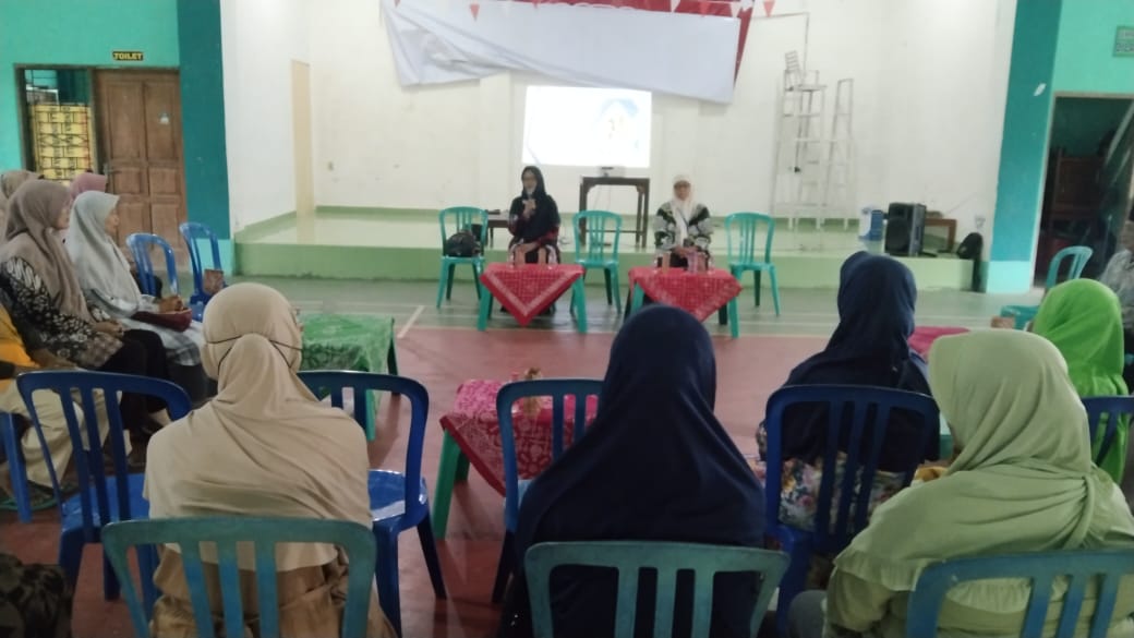Pertemuan Kelompok Bina Keluarga Lansia (BKL) Senja Bahagia Padukuhan Singojayan Sendangarum