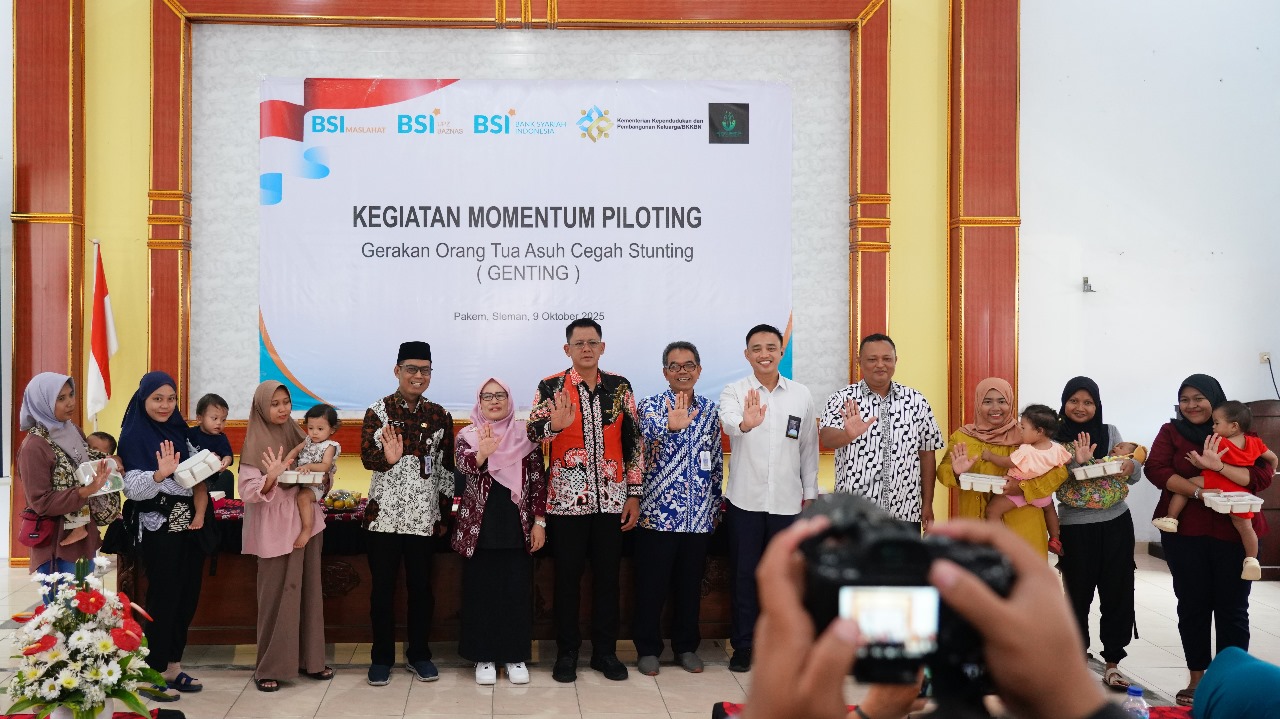 Simbolis Penyerahan Bantuan Nutrisi Yayasan BSI Maslahat kepada Sasaran KRS Kapanewon Pakem