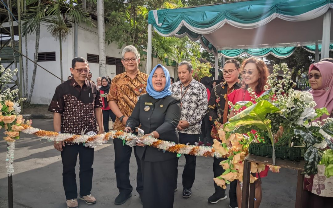 Pencanangan Rumah Perlindungan Pekerja Perempuan di PT Supratik Suryamas