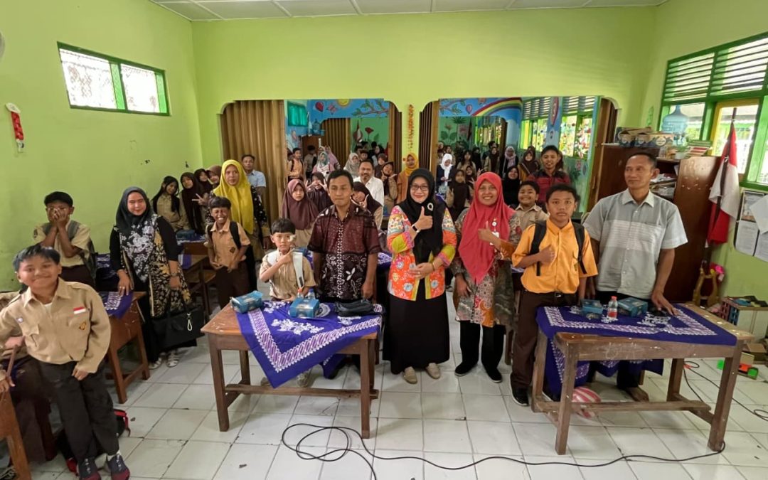 Parenting : Melindungi Anak dari Resiko Digital melalui Edukasi Seks yang tepat